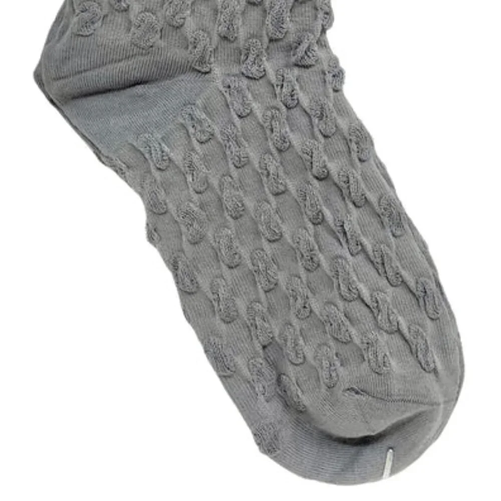 NWT Lida Bubble Texture Gray Crew Socks